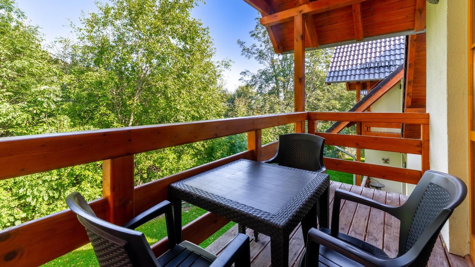Apartamenty Sun & Snow Karpacz Mysliwska Exteriör bild